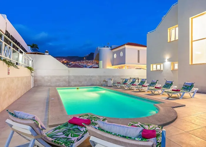 Alegria By * 阿德耶